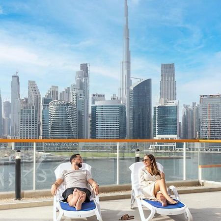 Unlock Waters Edge Apartment Dubai Bagian luar foto