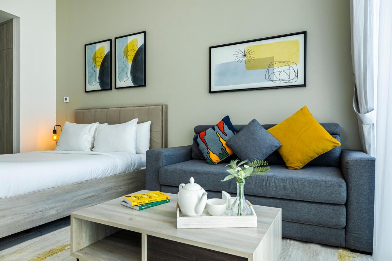 Unlock Waters Edge Apartment Dubai Bagian luar foto