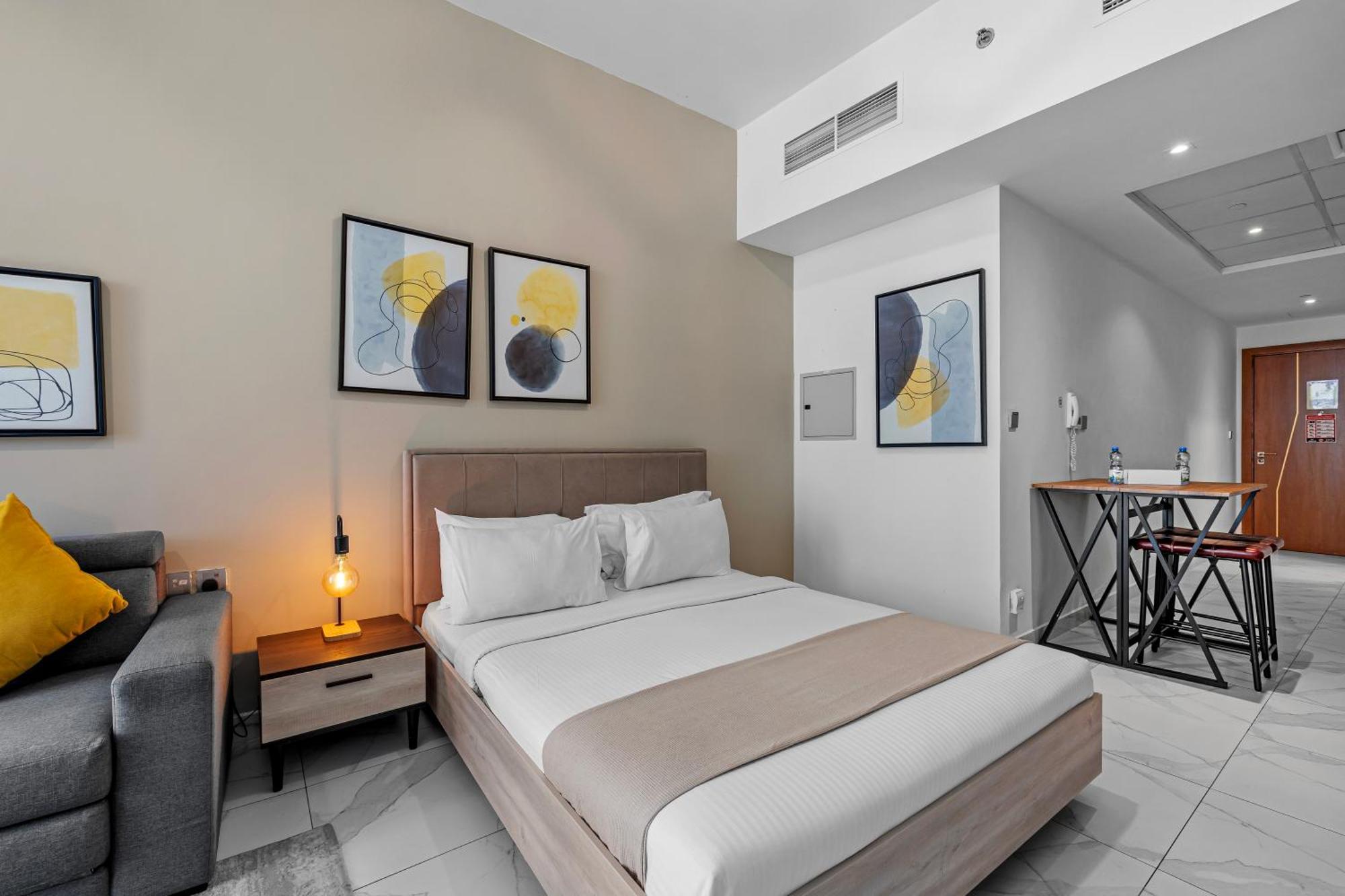 Unlock Waters Edge Apartment Dubai Bagian luar foto