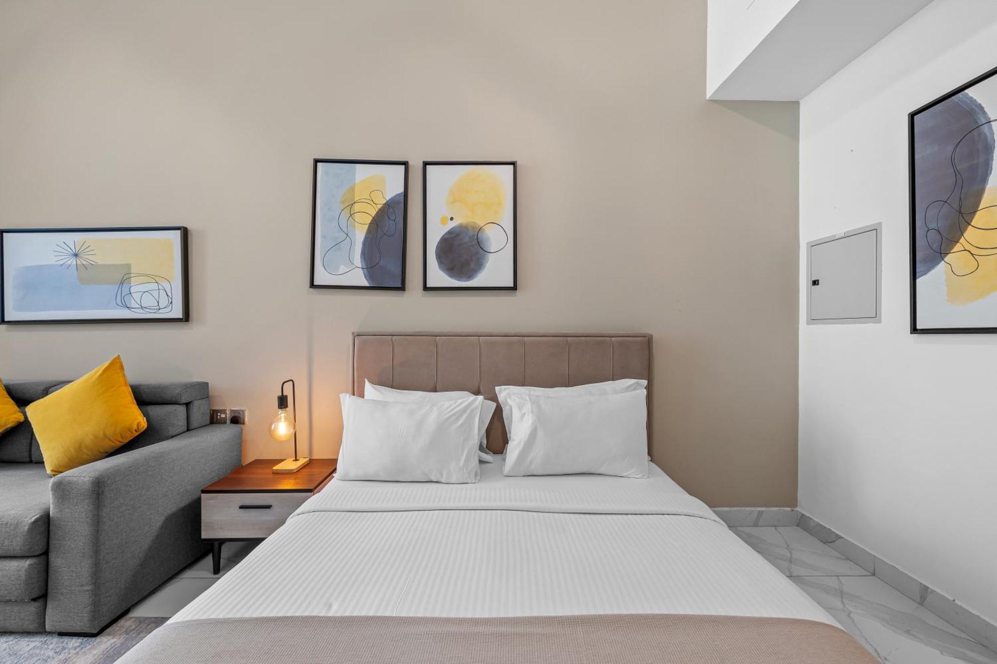 Unlock Waters Edge Apartment Dubai Bagian luar foto